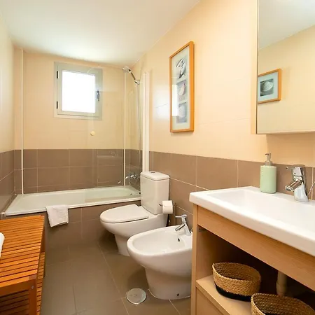 Atico Borumbot 2-2-3-14 Apartman *