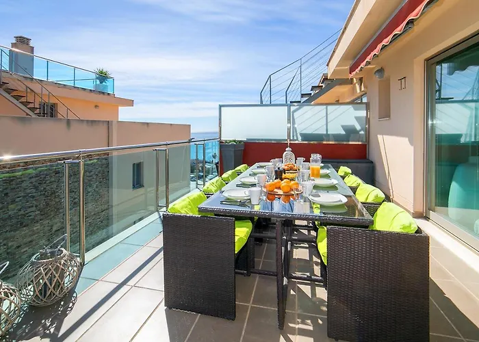 아파트 Atico Borumbot 2-2-3-14 *