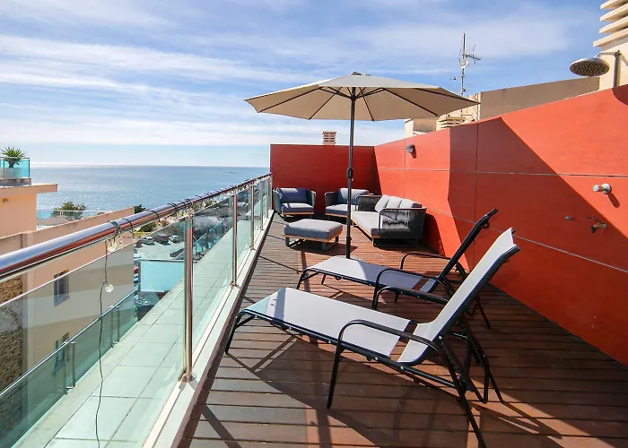 아파트 Atico Borumbot 2-2-3-14 *