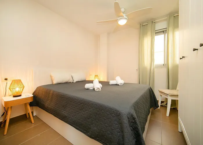 아파트 Atico Borumbot 2-2-3-14